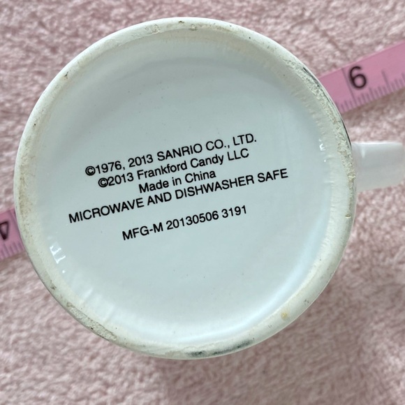 Sanrio Hello Kitty Christmas Nutcracker Drummer Holiday Coffee Mug - Picture 5 of 9